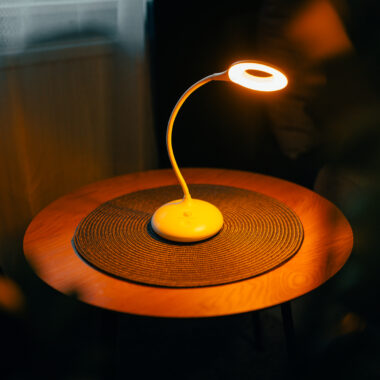 Free blue light Table lamp